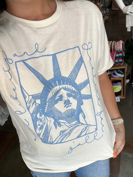 LADY LIBERTY GRAPHIC TEE