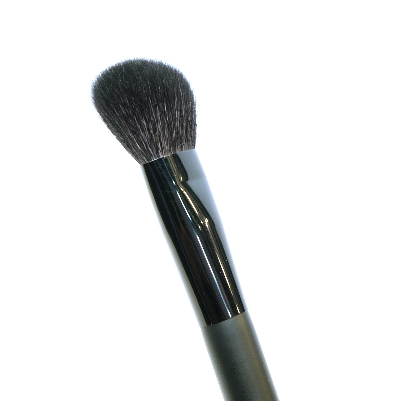 angled blush brush