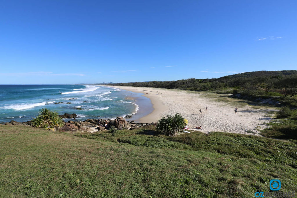 Looking south along the beach at Hastings Point NSW