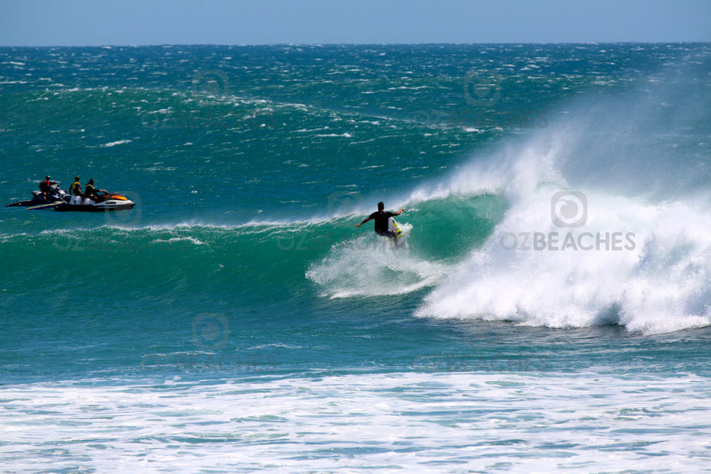 Kirra Beach Cyclone Oma Swell February 2019