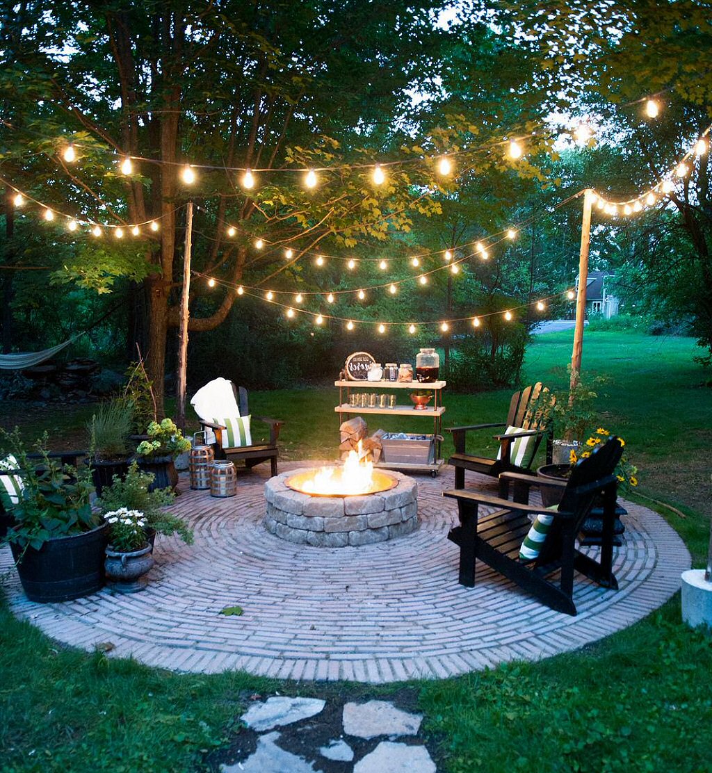 outdoor string lights