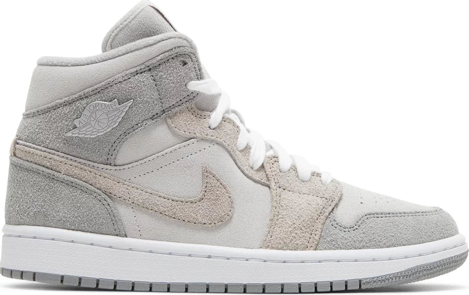 Jordan 1 Mid SE Particle Grey (W)