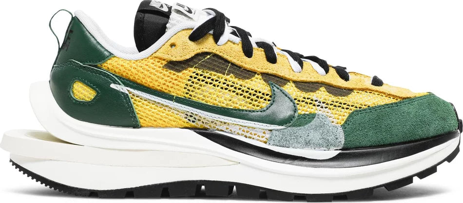 Nike Vaporwaffle sacai Tour Yellow Stadium Green