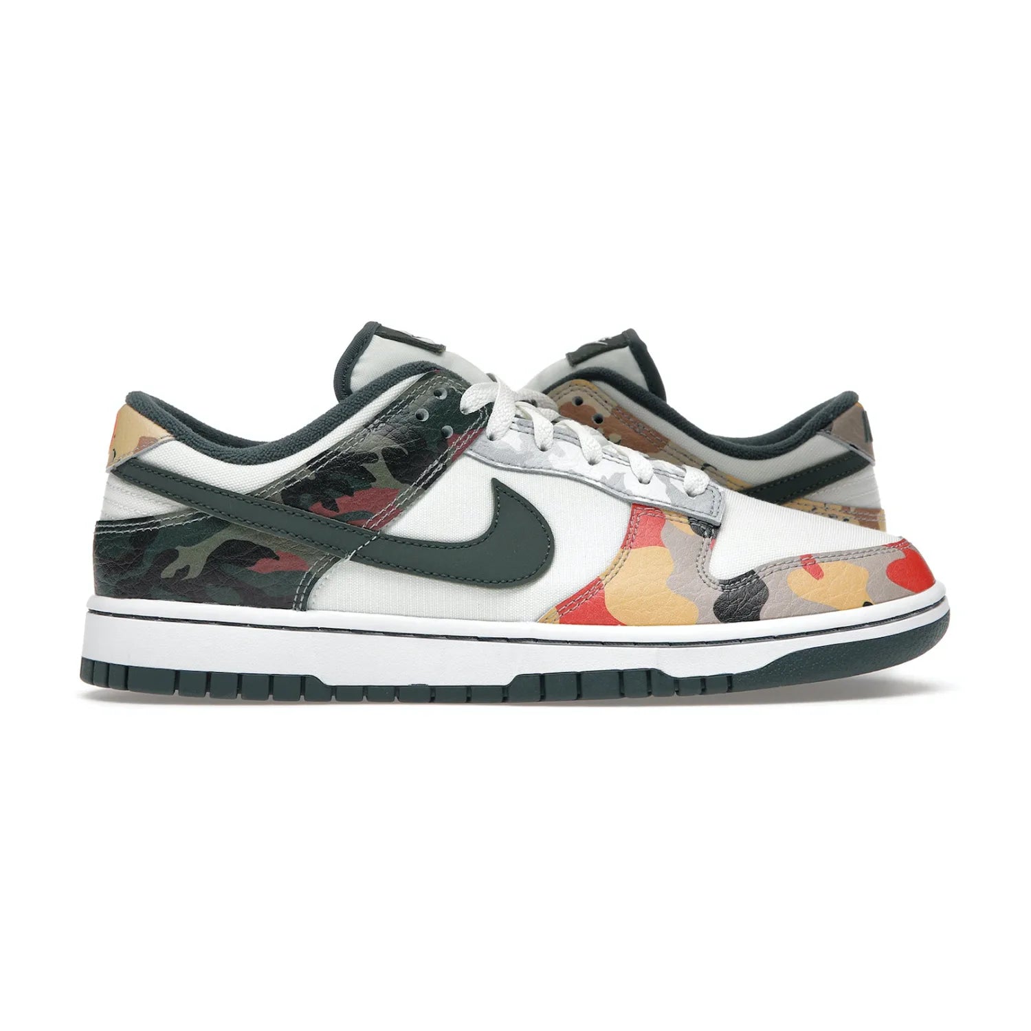 Nike Dunk Low SE Sail Multi-Camo