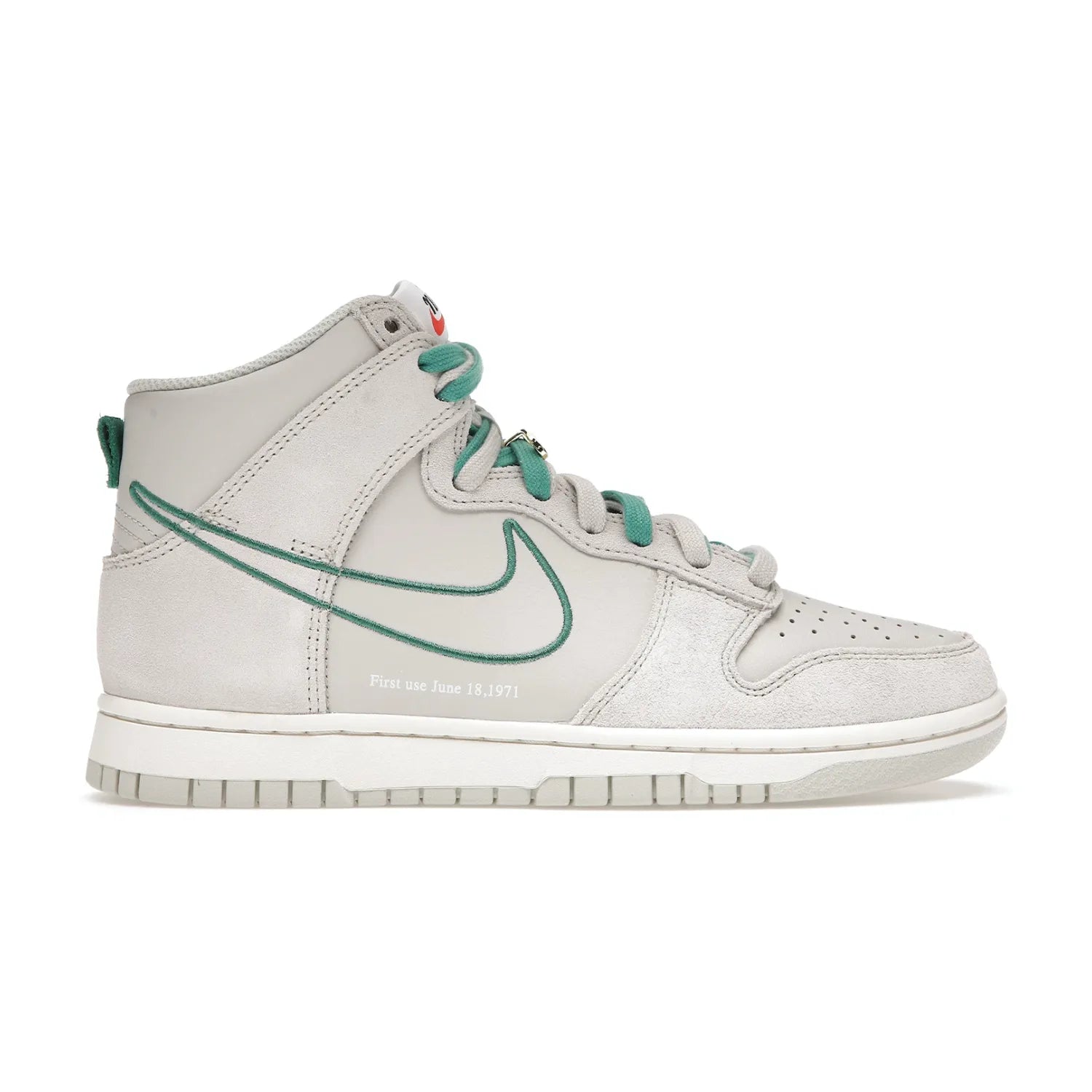 Nike Dunk High First Use Sail