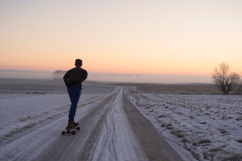 Safe street surfing in winter