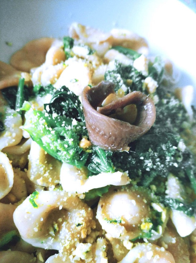  Orecchiette Pugliesi con polvere di crusco e Tarallini alle Cime di Rapa sbriciolati vere Delizie della Puglia