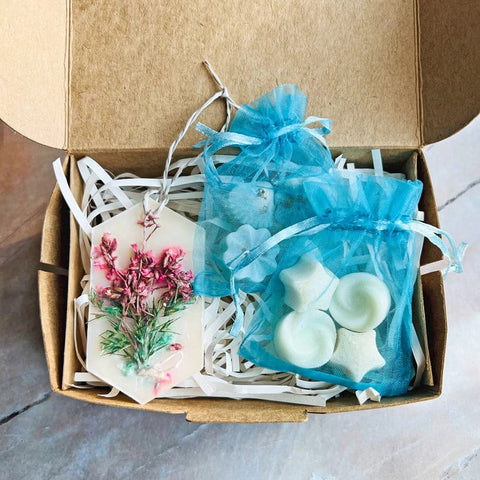 Gift box - Fragrance in a Box-min