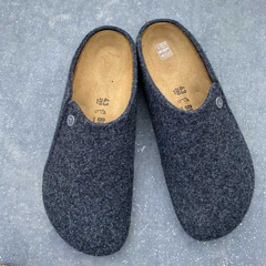 Wool slippers