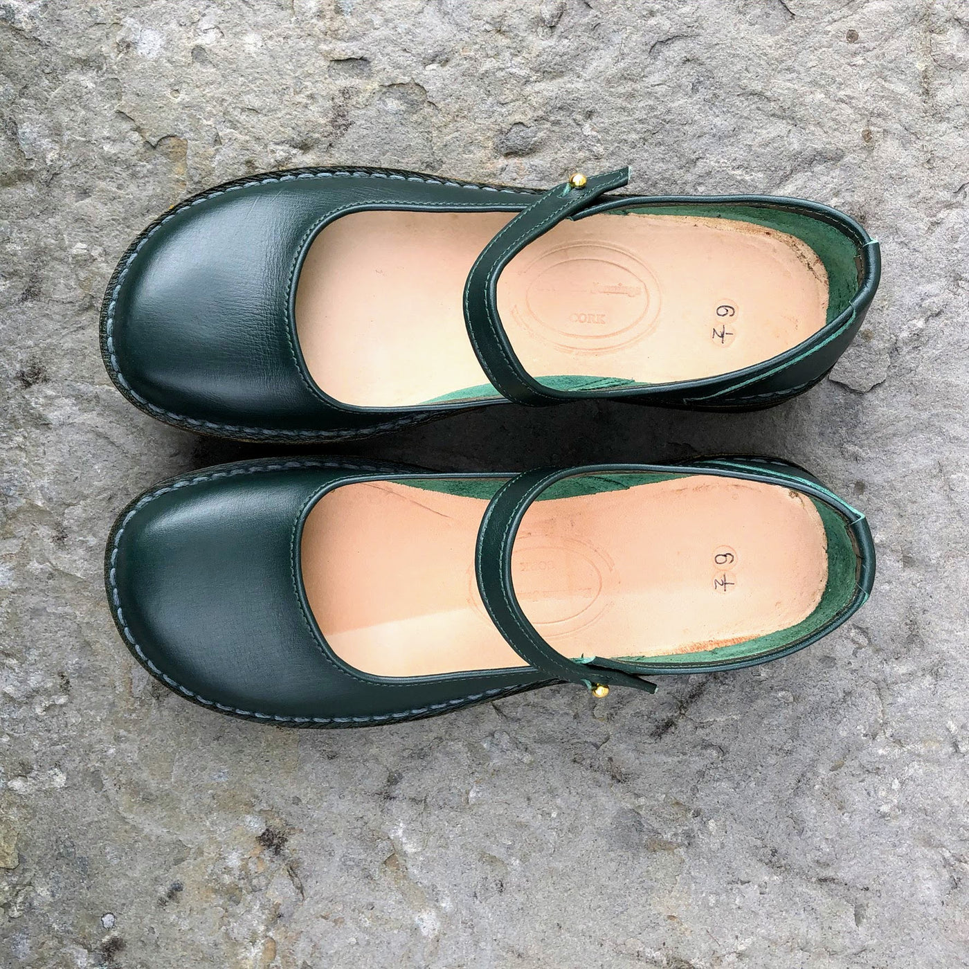 korrekt Klappe Ombord Handmade Mary Jane Style Leather Shoes - Green Size 6 1/2 – Craft Shop  Bantry