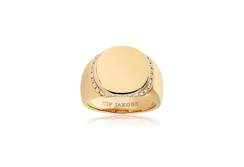 Ring made of 18 karat gold plated 925 Sterling silver,