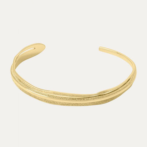 18ct gold plated bangle with etched leaf detail from our Sara Miller London Gold Leaf Collection.