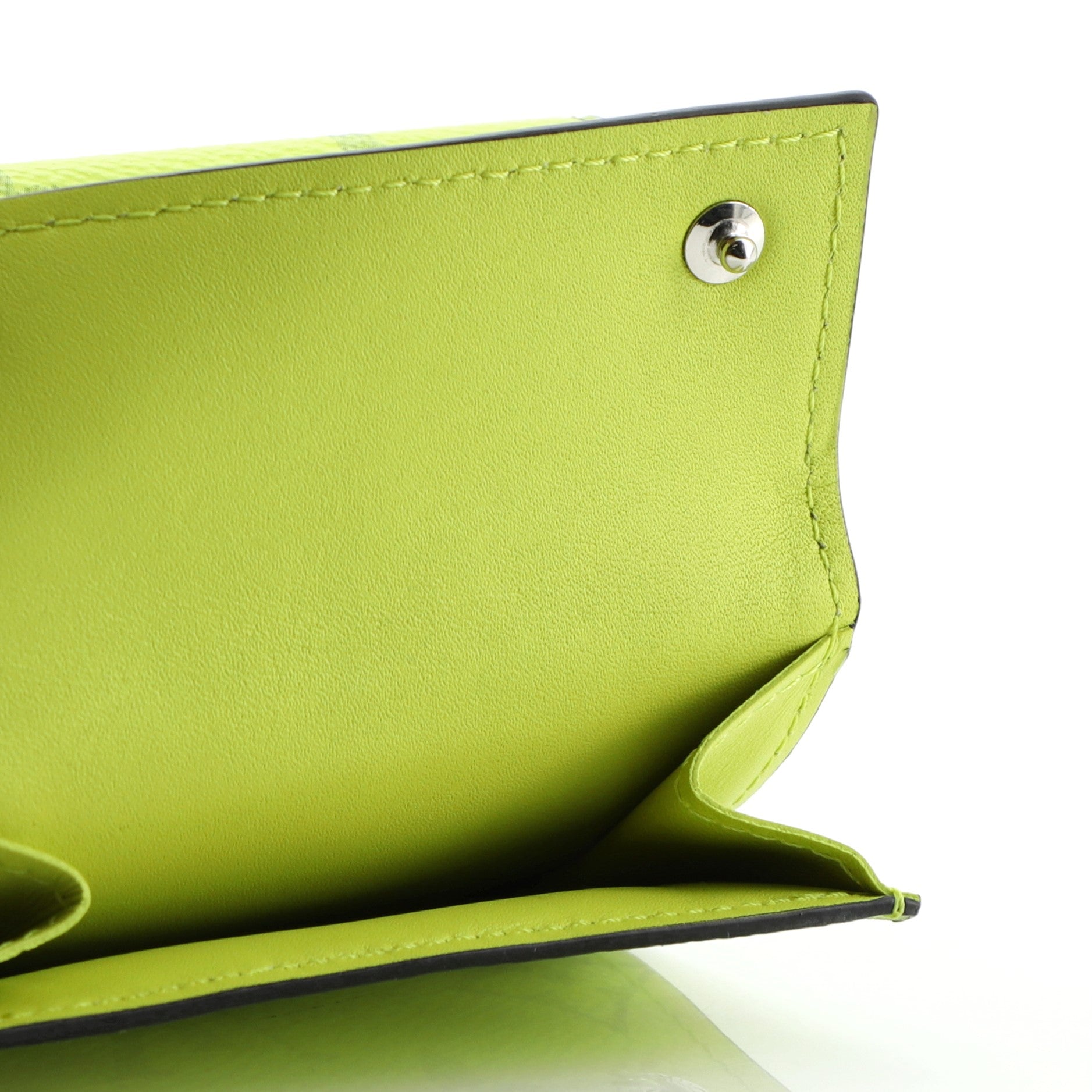 Gaston Wearable Wallet - Luxury Taigarama Green