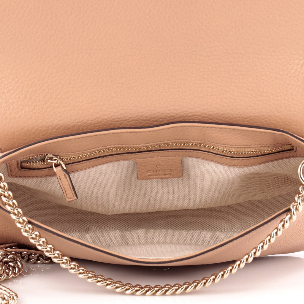 Buy Gucci Soho Chain Strap Crossbody Bag Leather Medium Pink 1302204 – Rebag
