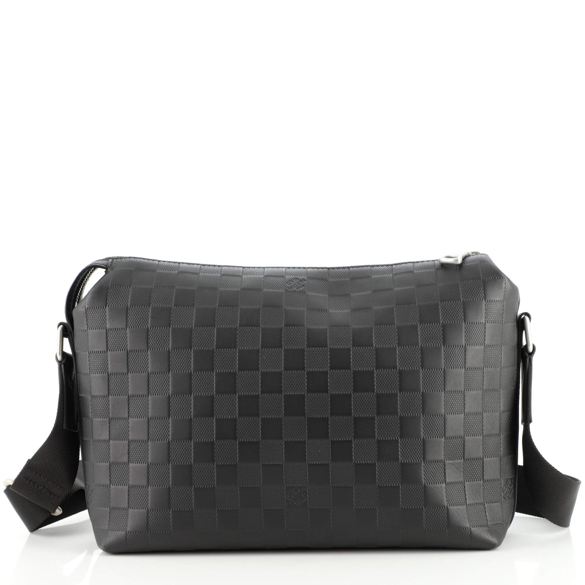 Discovery Messenger Bag Damier Infini Leather PM