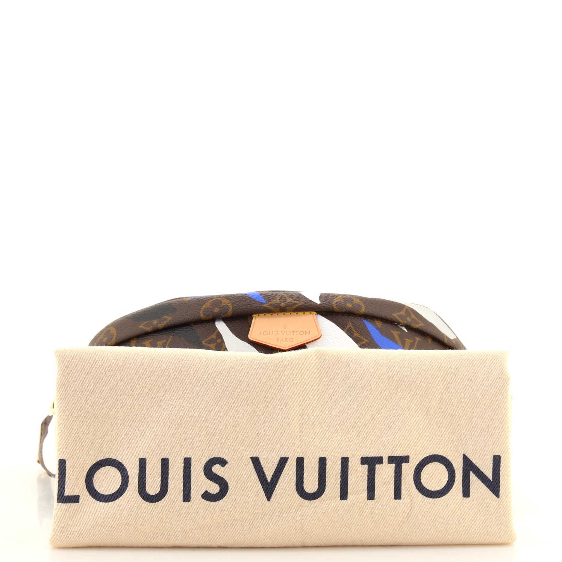 Louis Vuitton Louis Vuitton Bumbag Monogram League Of Legends