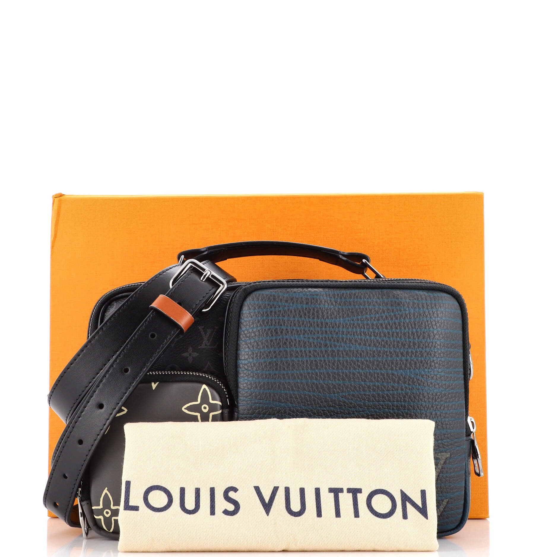 Louis Vuitton Multicolor Monogram Eclipse Canvas Multipocket Patchwork  Messenger Bag Louis Vuitton