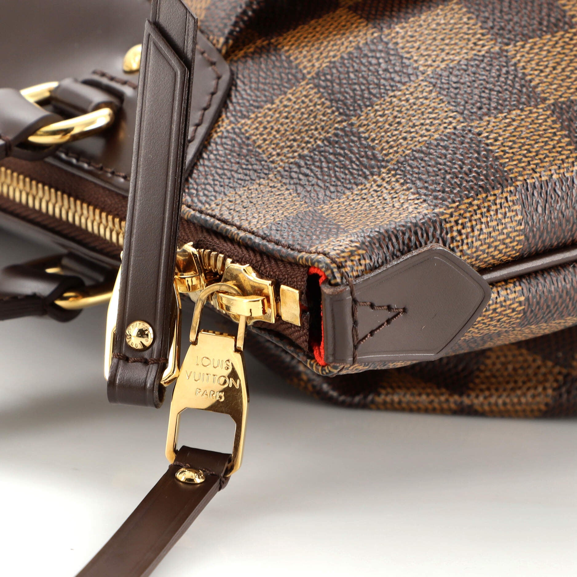 Louis Vuitton 2011 pre-owned Daniel MM Messenger Bag - Farfetch