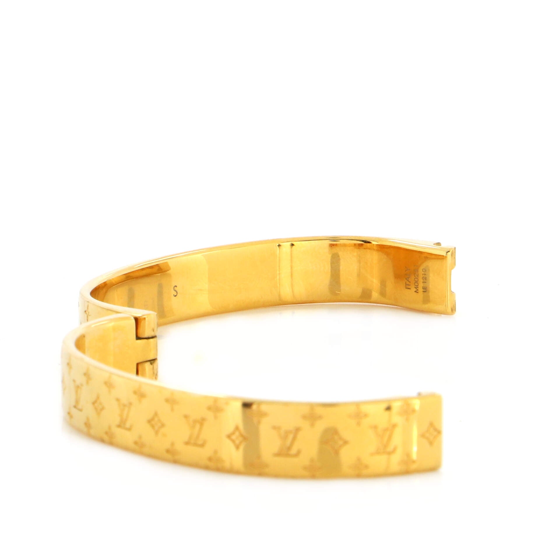 Shop Louis Vuitton 2022 SS Space lv bracelet (M00274, M00273) by  jupiter2021