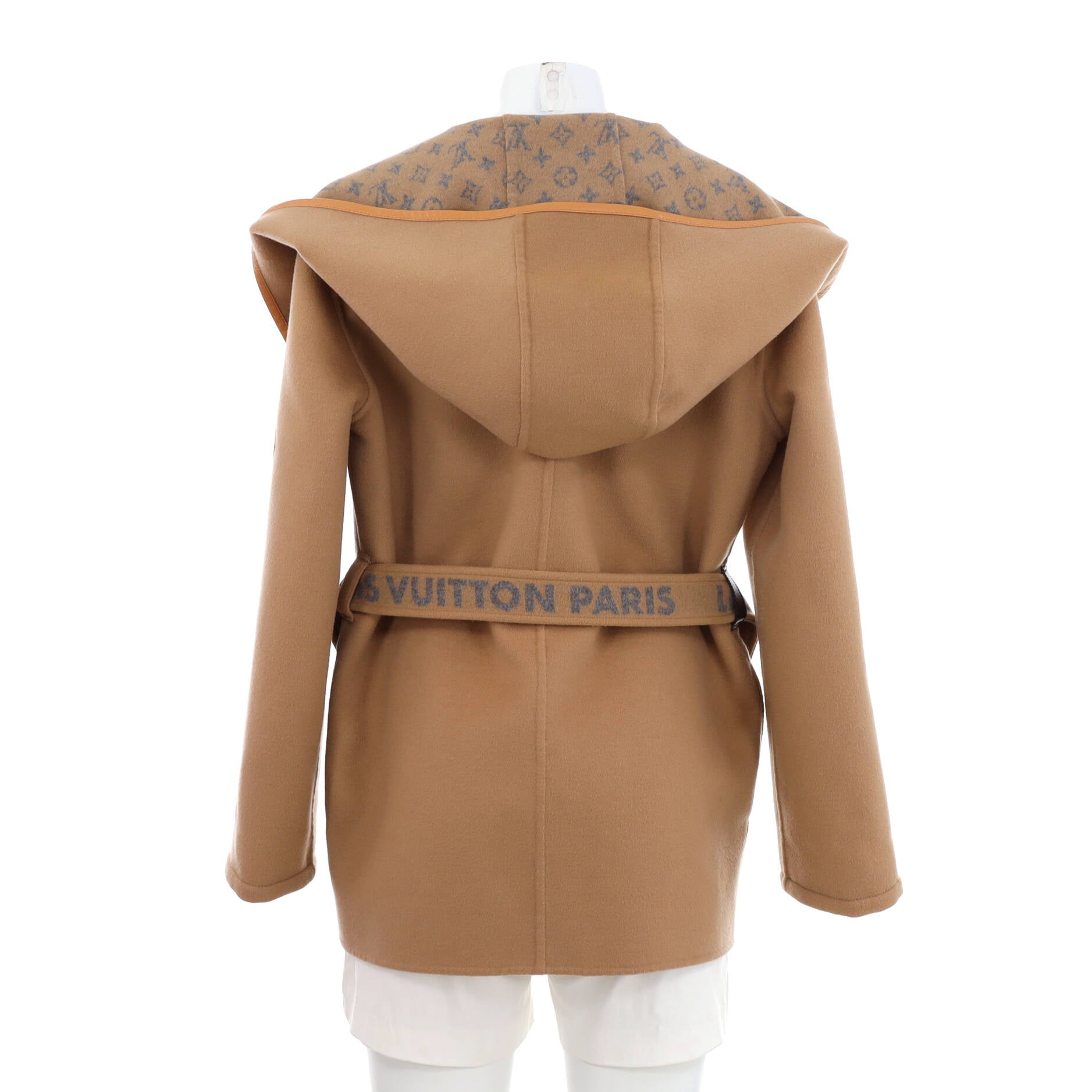 Louis Vuitton Signature Double Face Long Wrap Coat Beige. Size 42