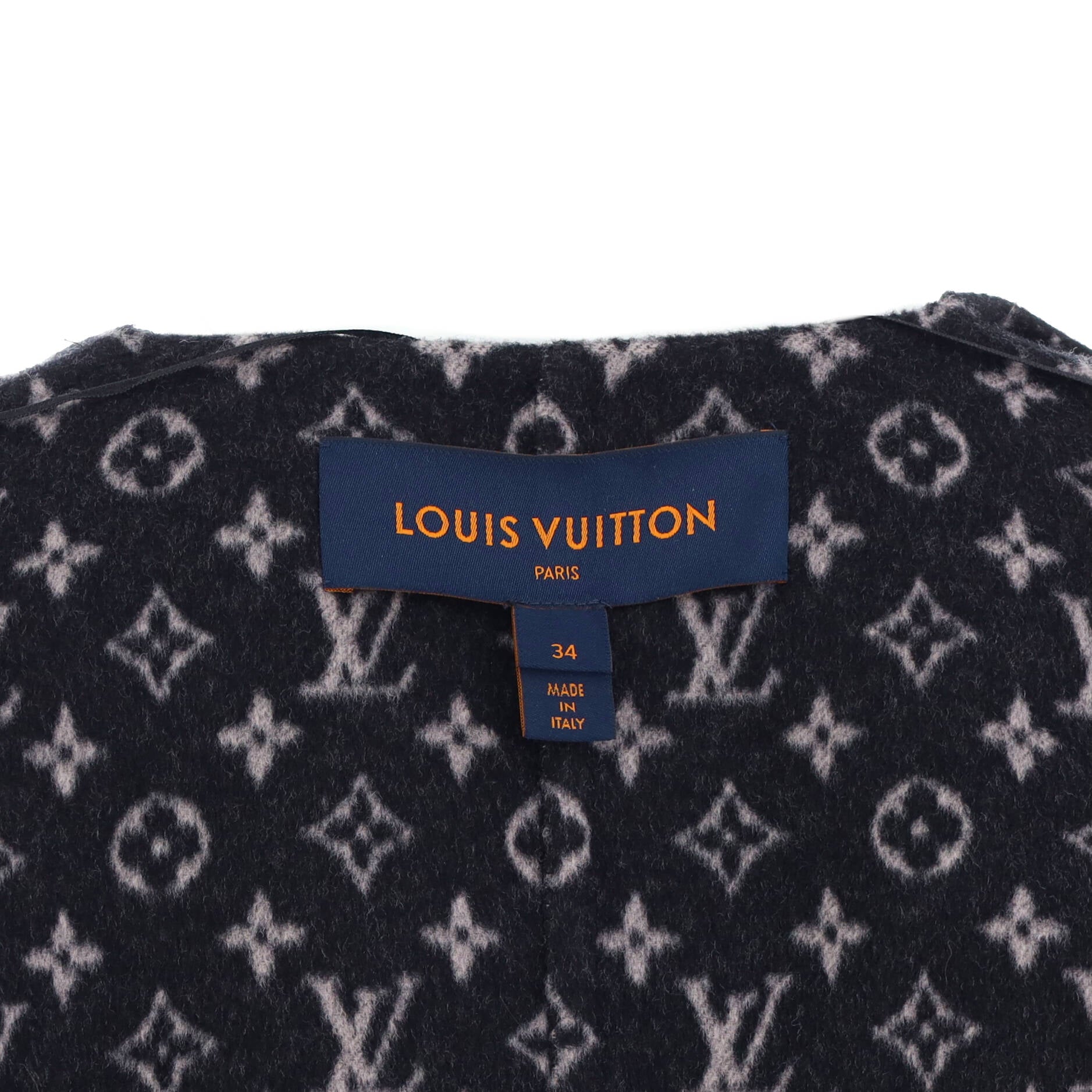 Missexyhk - Louis Vuitton Monogram Inside Hooded Wrap Coat