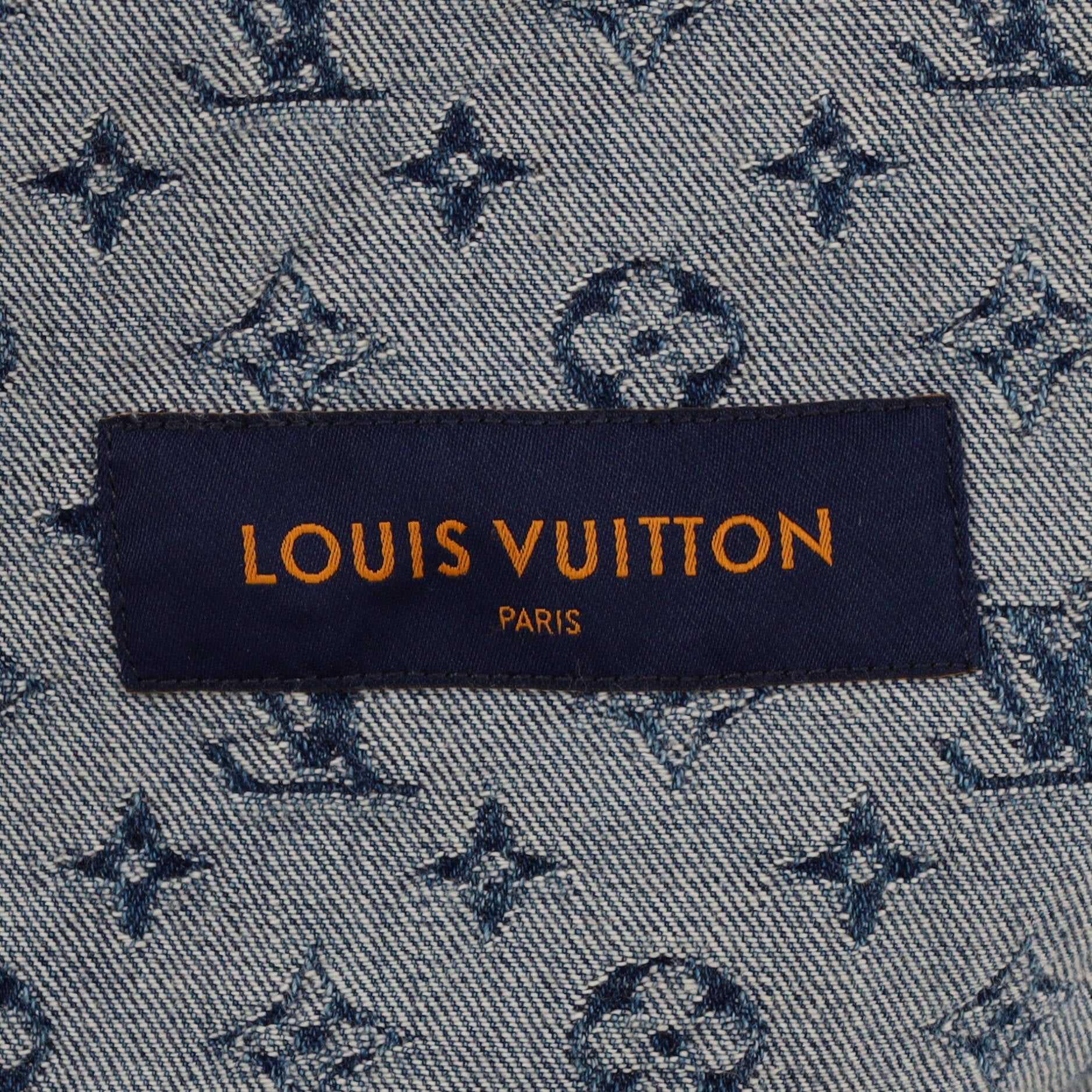 Louis Vuitton Distorted Damier Denim Jacket Indigo. Size 60