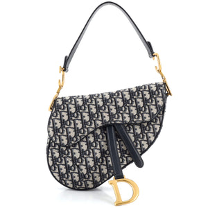 ❥Pinterest: yarenak67  Bags, Chanel bag, Dior handbags