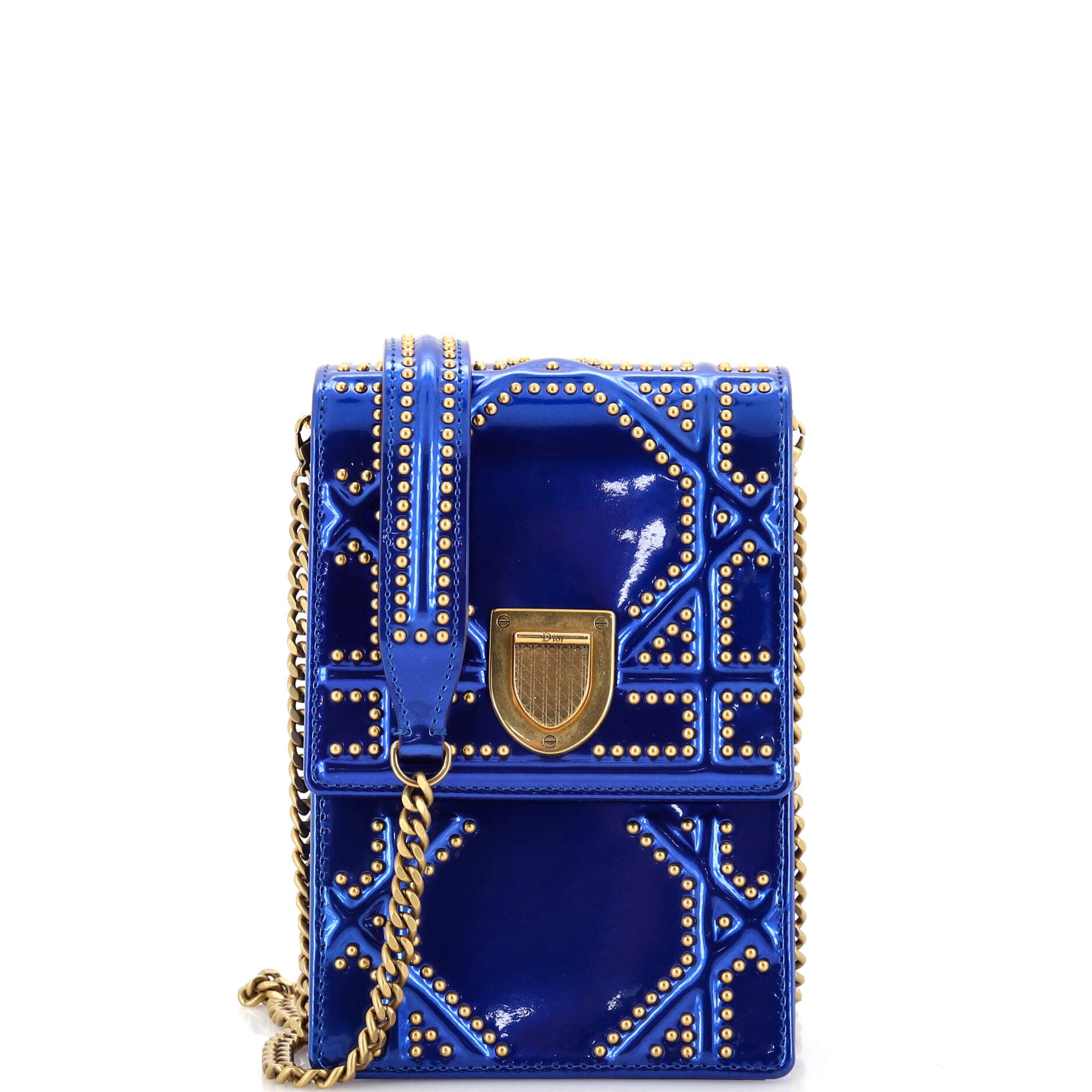 Diorama Vertical Clutch on Chain Studded Patent