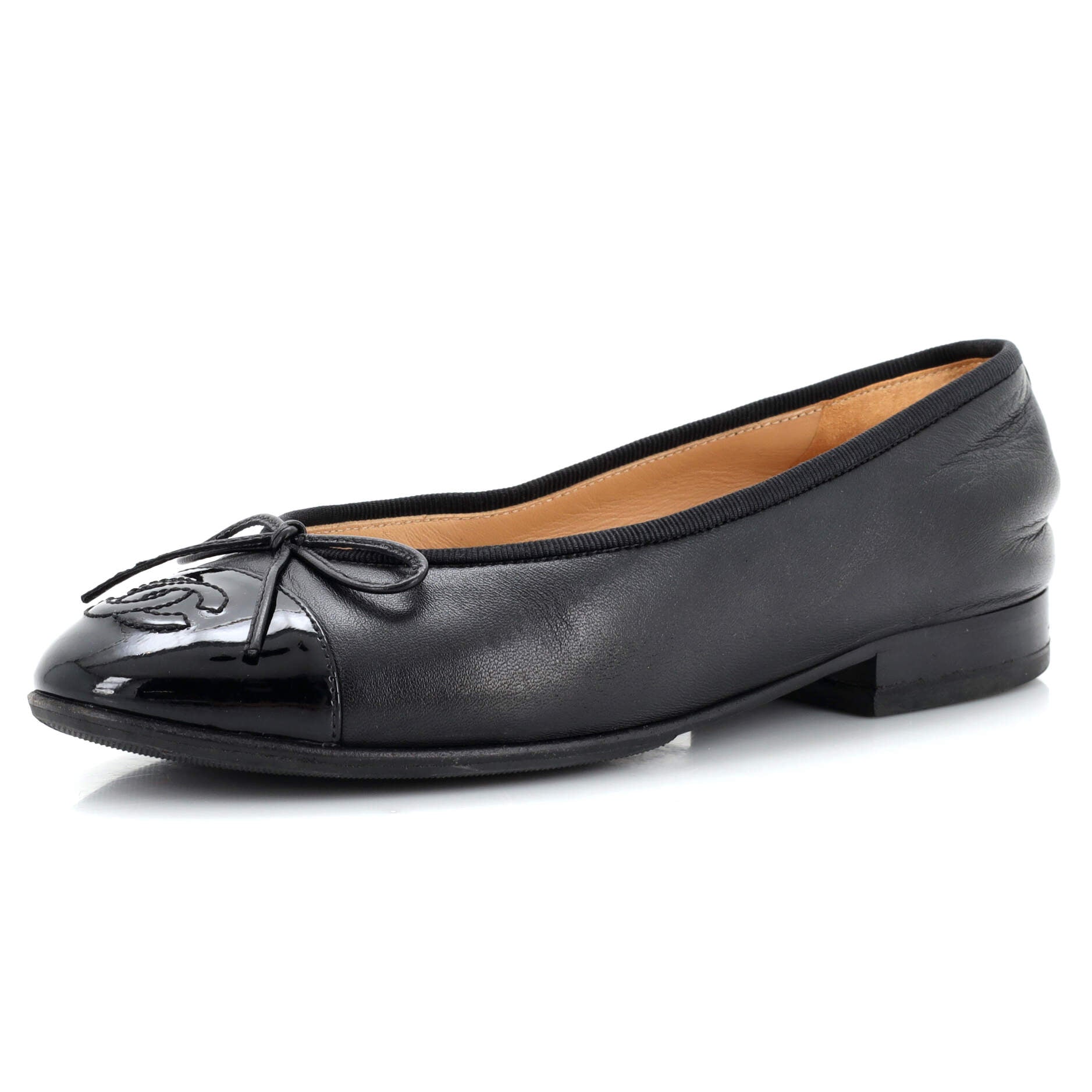 Women's CC Cap Toe Bow Ballerina Flats Leather and Patent