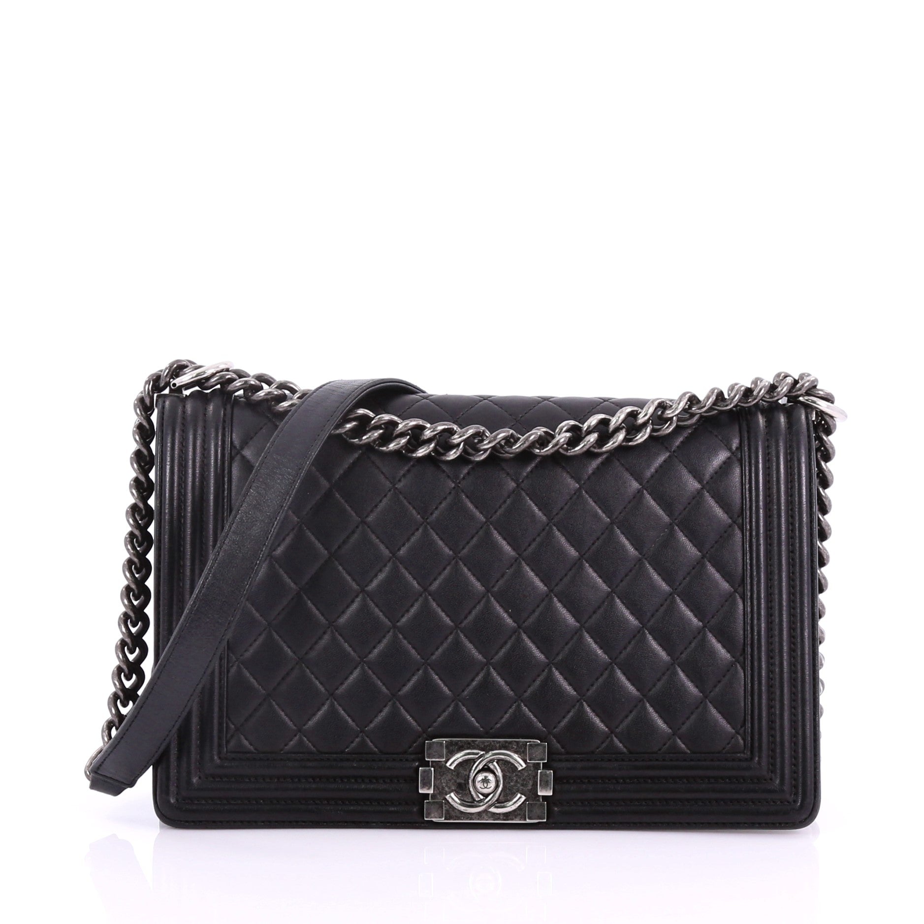 37117-15_Chanel_Boy_Flap_Bag_Quilted_Lambskin_New_2D_0002.jpg?v=1575949960