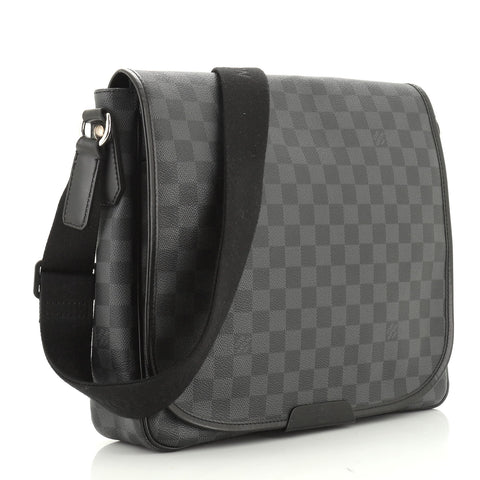 Louis Vuitton Daniel Mm Messenger Bag - Neverfull Bag