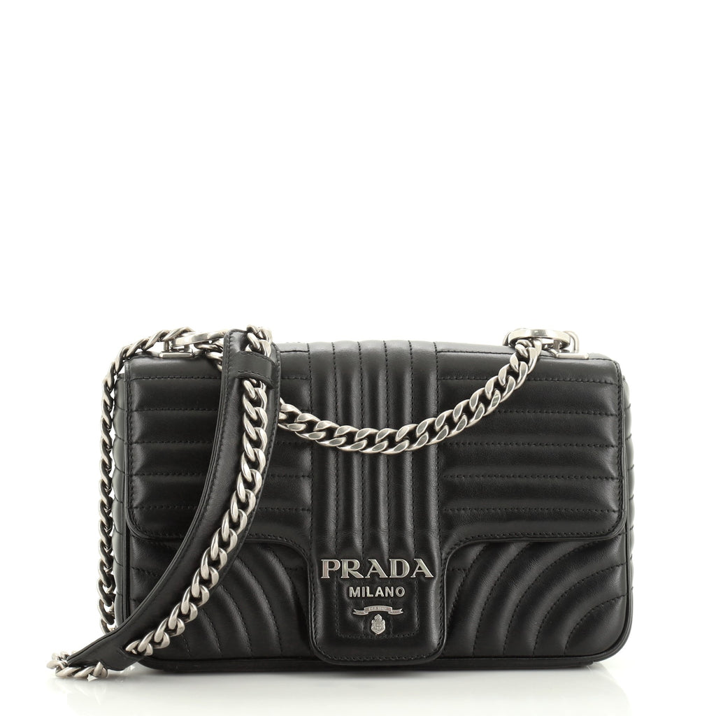 prada diagramme flap