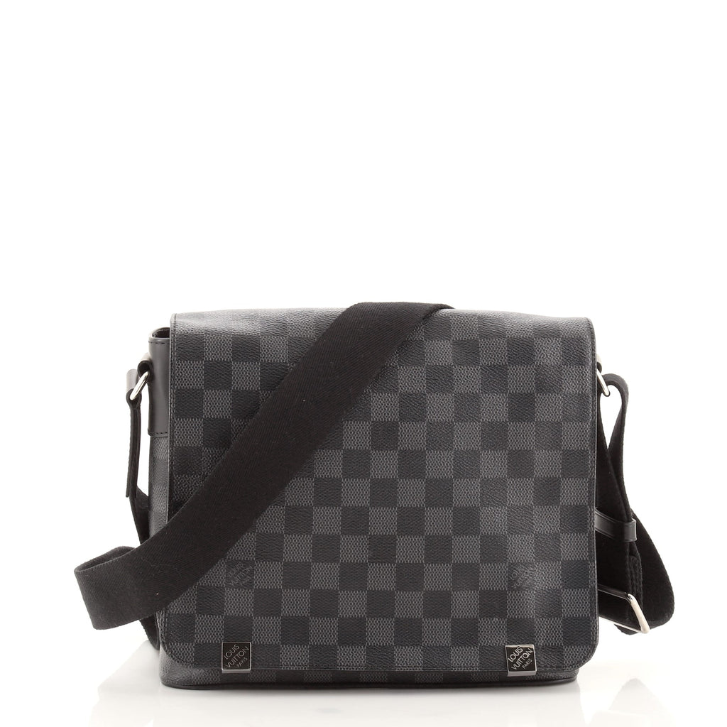 Louis Vuitton Messenger Bag - District PM Damier Graphite (Men's/Unisex)  for Sale in Houston, TX - OfferUp