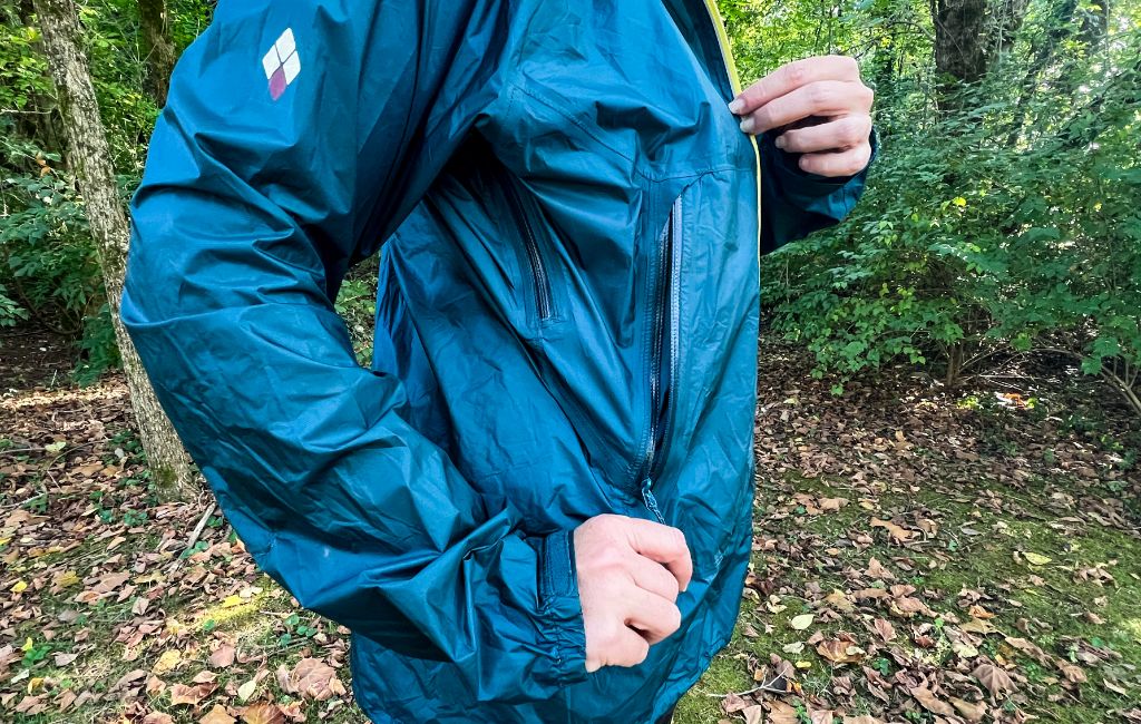 montbell versalite jacket close-up features