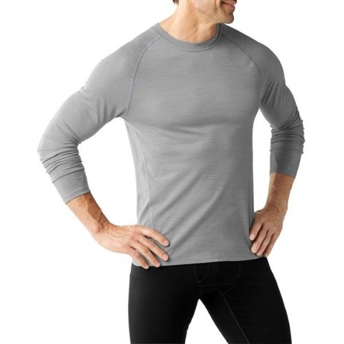 9 Best Merino Wool Base Layers for Backpacking in 2021 - Greenbelly Meals