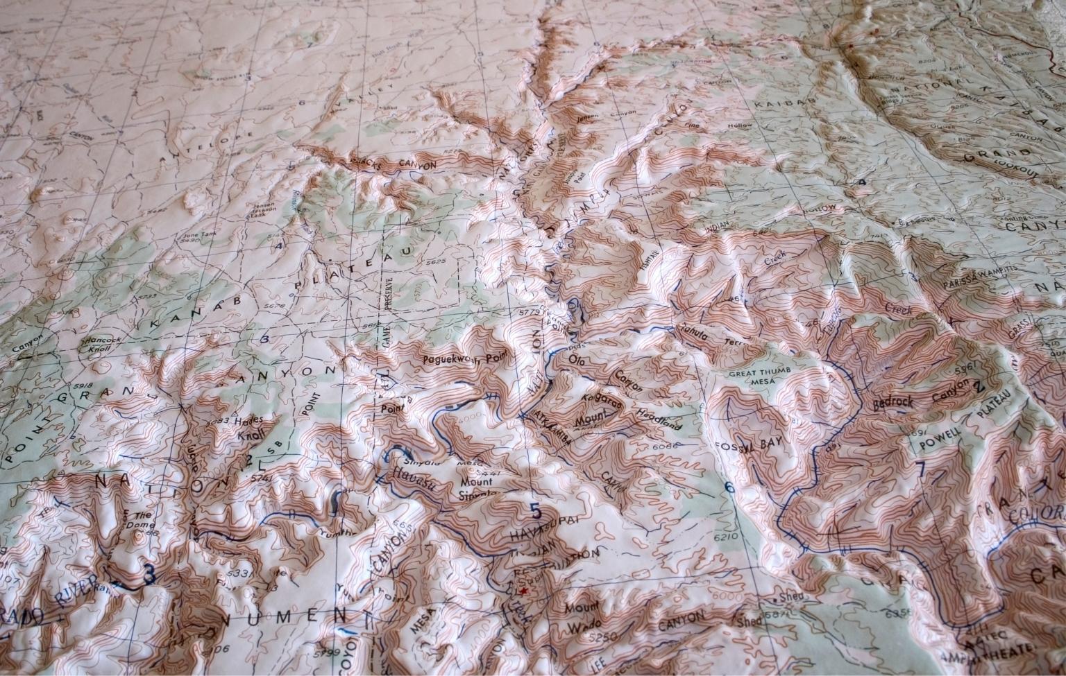 Hiker-reading-topographic-map