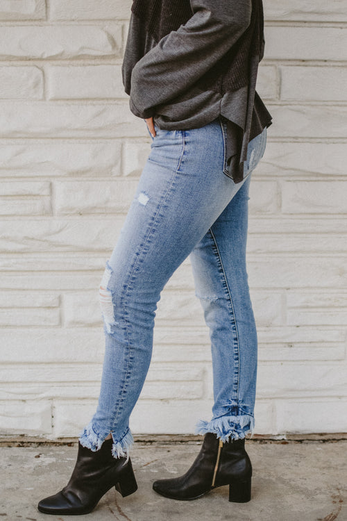 KanCan: Millennial Mid-Rise Skinny Jeans