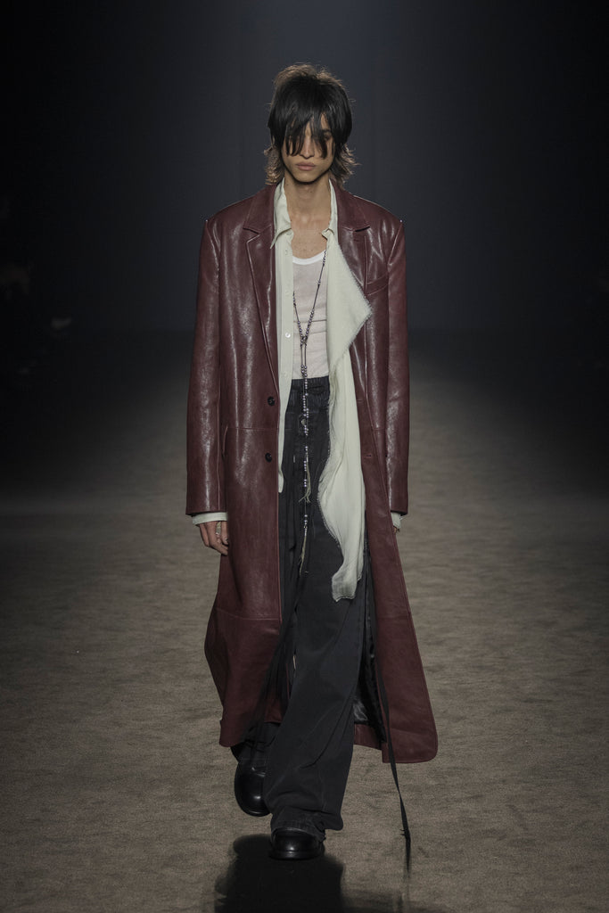 ANN DEMEULEMEESTER PFW WOMENS AW24 PFW RUNWAY