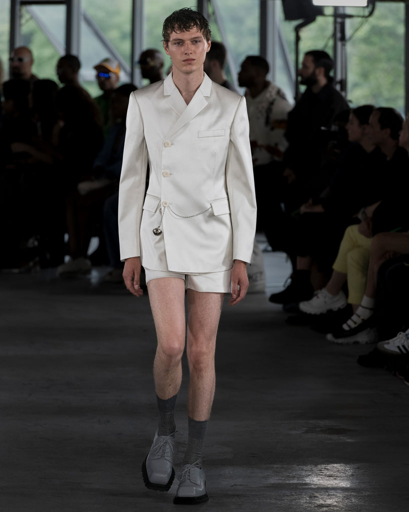 Sean Suen SS24 Paris Runway