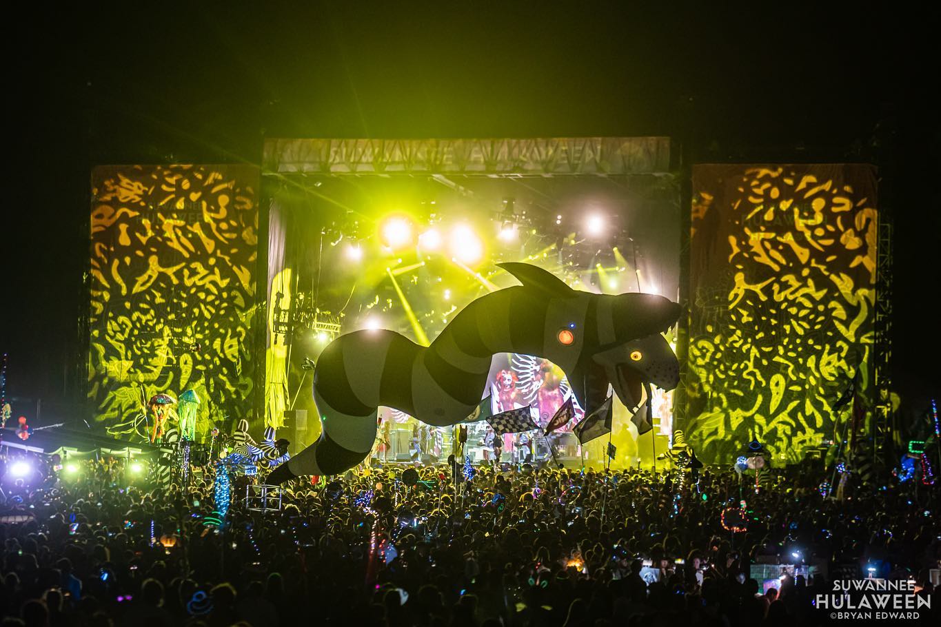 onblast-edm-blog/suwannee-hulaween-2022-festival-review