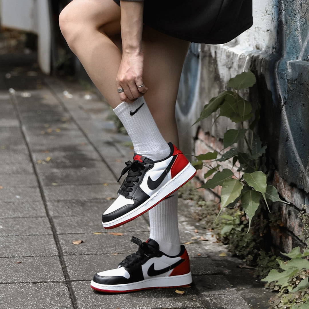 NIKE AIR JORDAN 1 LOW OG BLACK TOE (WOMEN'S) [CZ0858-106] – hyped.