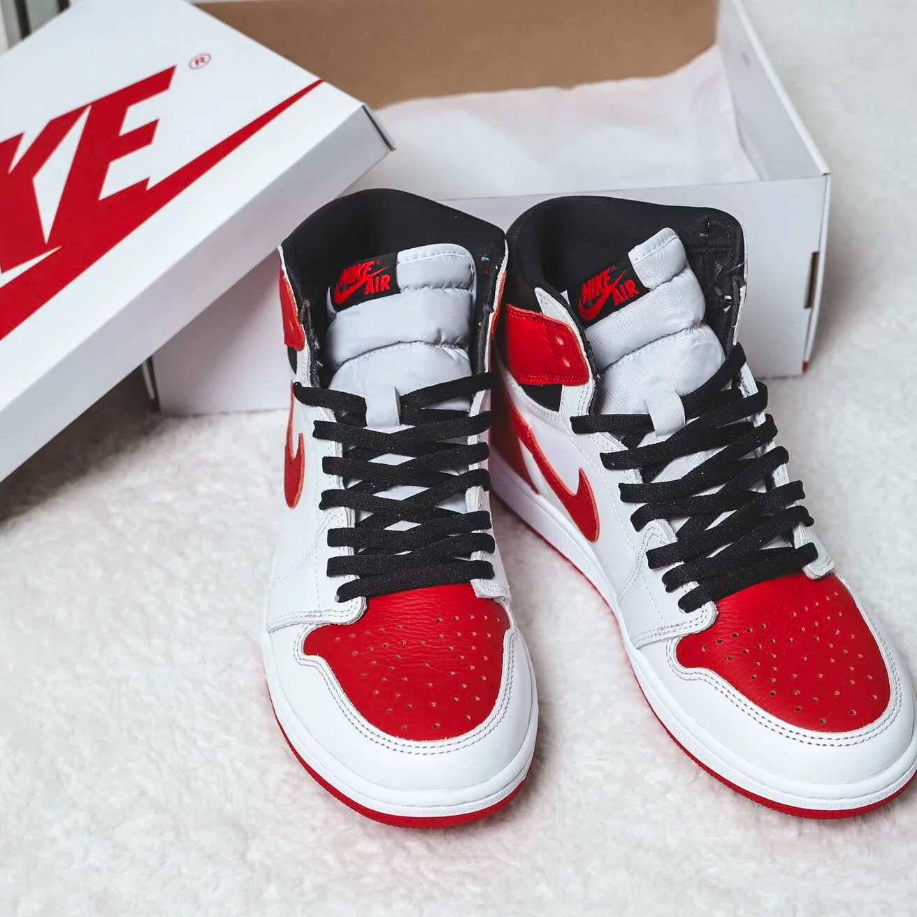 Nike Air Jordan 1 Low OG Black Toe [CZ0790-106] – hyped.