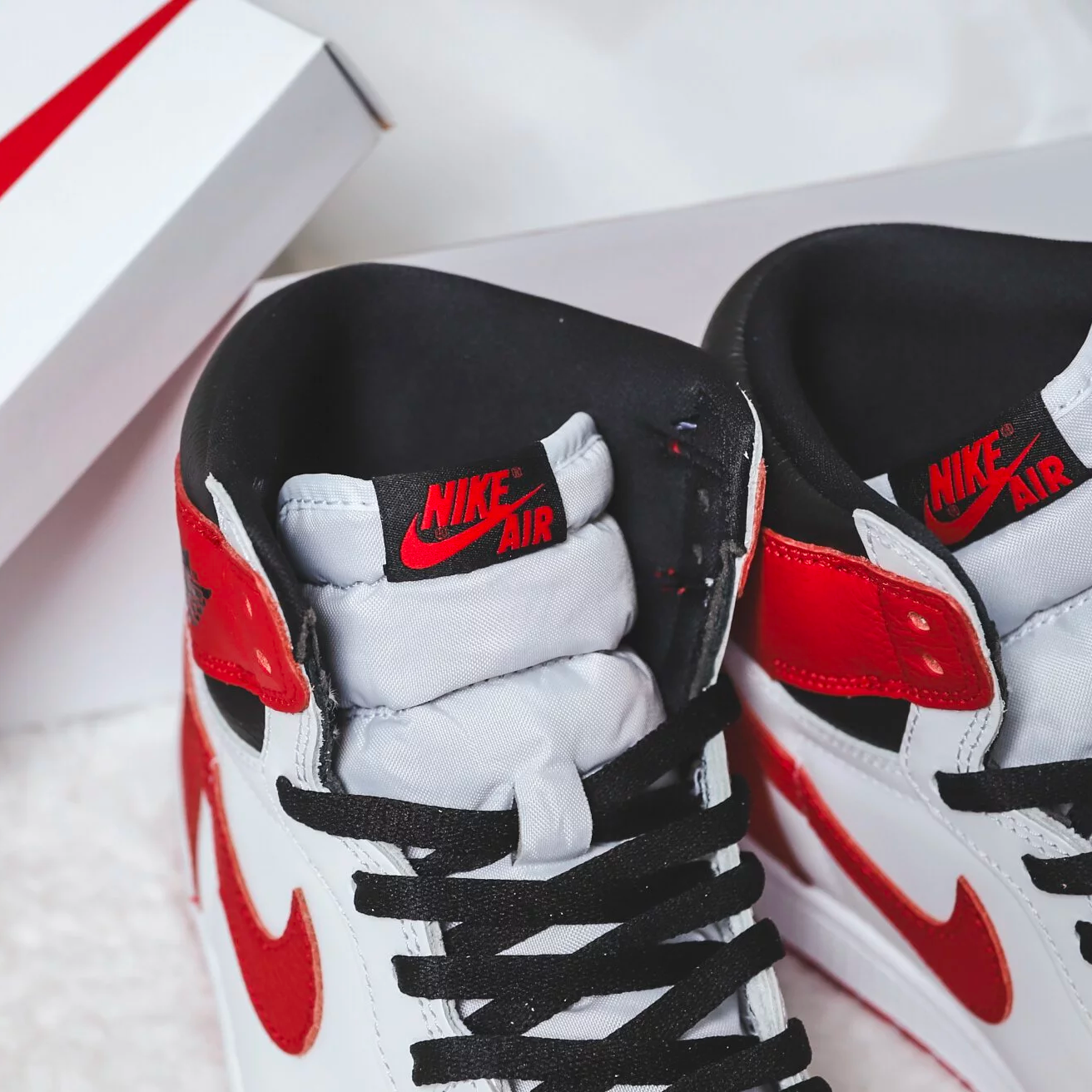 Nike Air Jordan 1 Low OG Black Toe [CZ – hyped