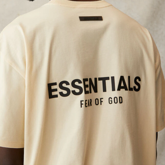 [NEW] FEAR OF GOD FOG ESSENTIAL SS21 TEE T-SHIRT – hyped.