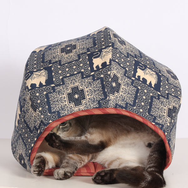 The Cat Ball cat bed 