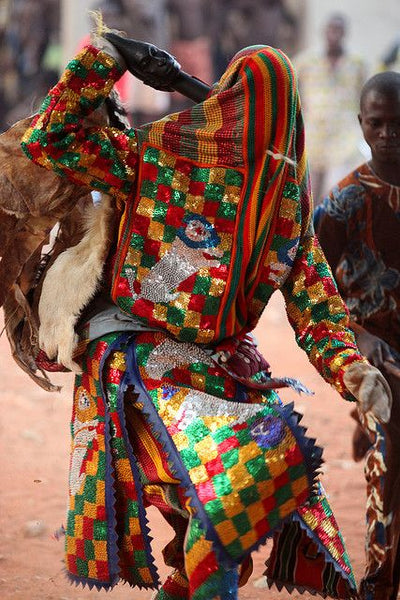Cérémonie Egunguns. Cové, Benin