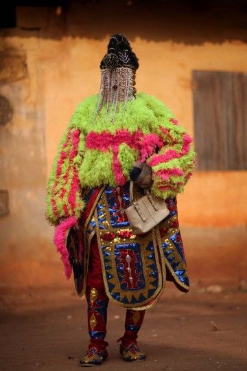 costume vaodou. Bénin