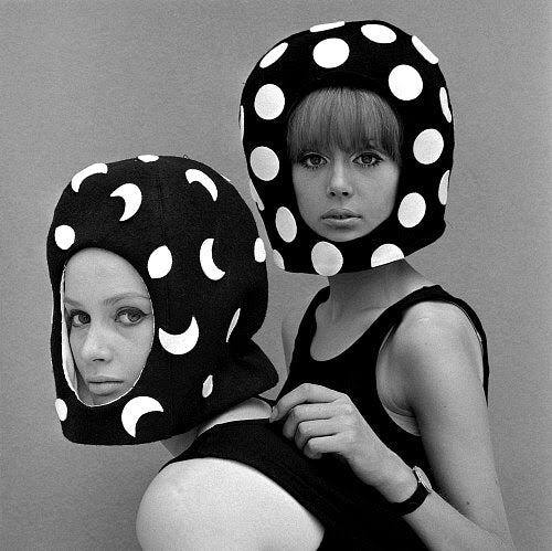André Courregès, 1969. Collection « Moon Girl » qui inaugure la mode du Space Age 