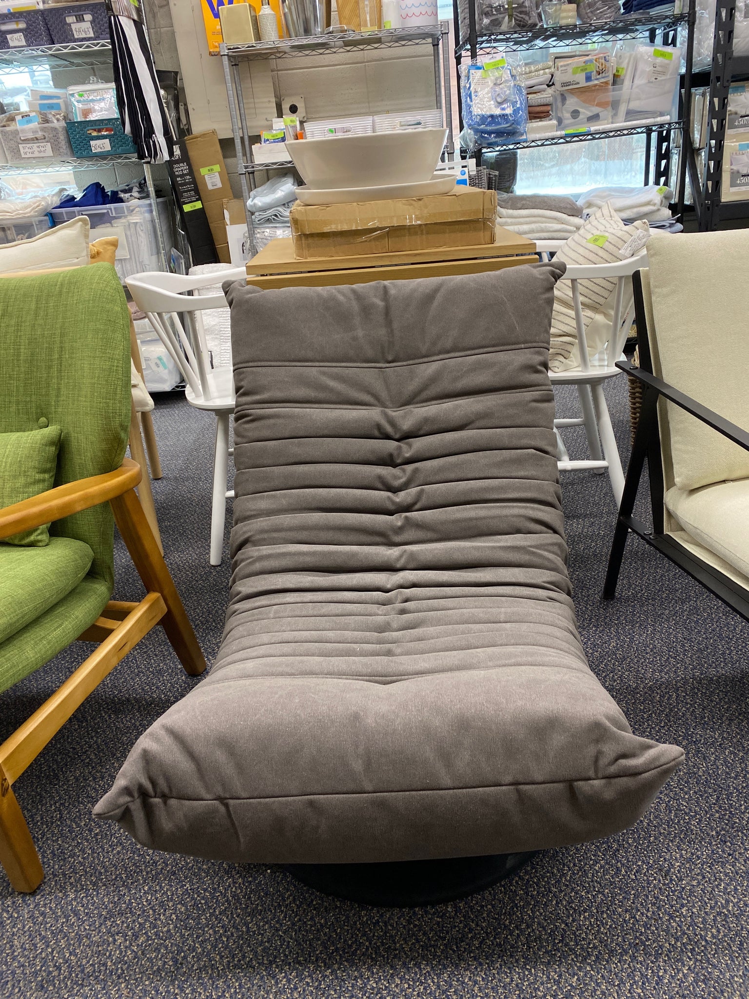 down low swivel chair gray