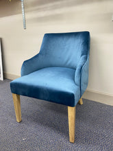 Load image into Gallery viewer, Stockbridge Anywhere Chair - Velvet Blue
